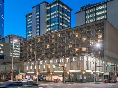 Ramada Plaza By Wyndham Downtown 3*