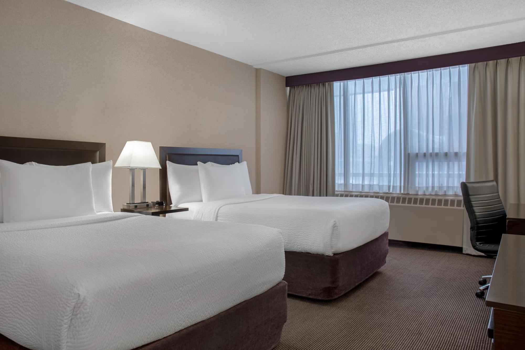Ramada Plaza By Wyndham Downtown Hotel 3*