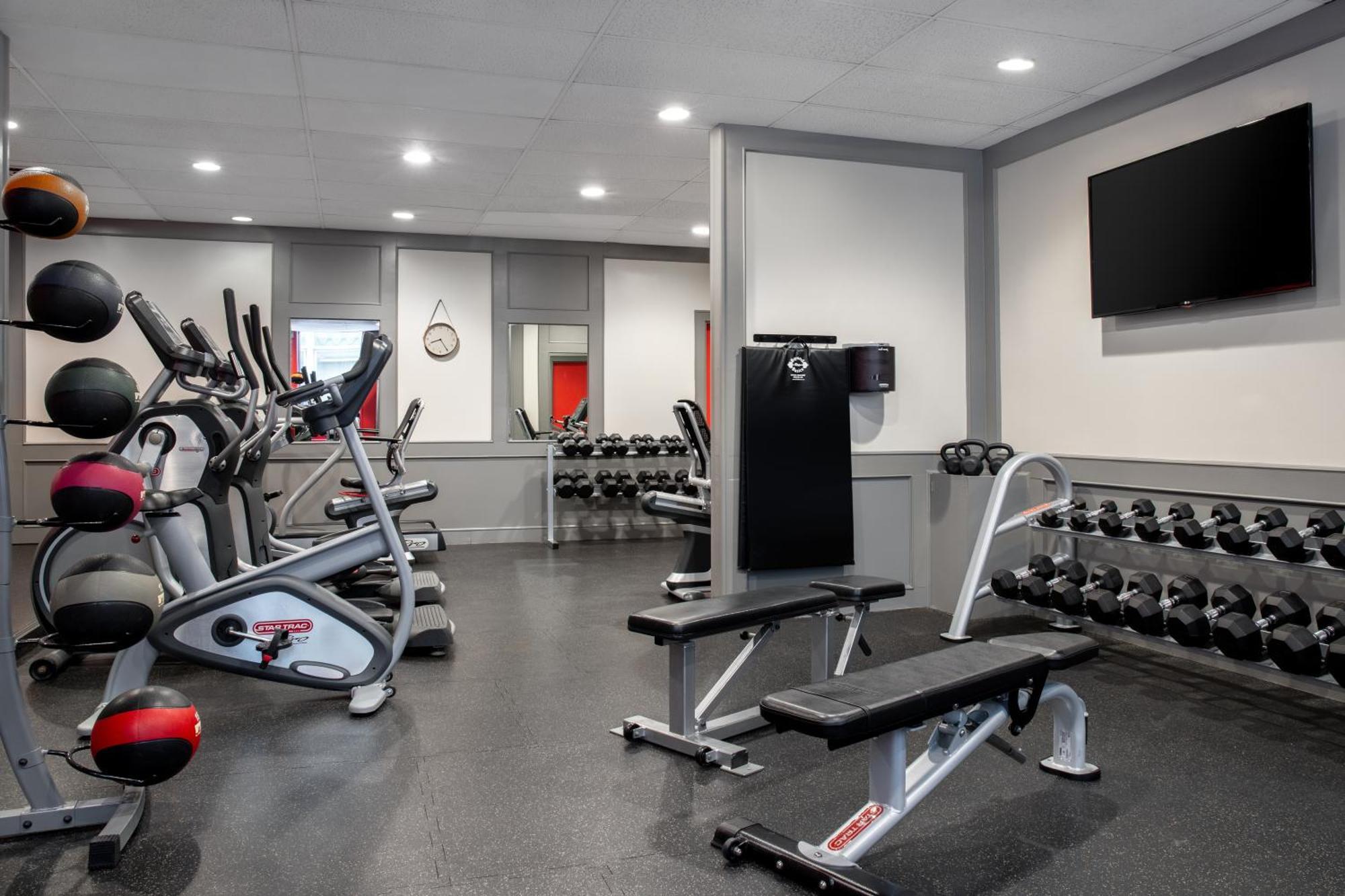 Ramada Plaza By Wyndham Downtown 3*