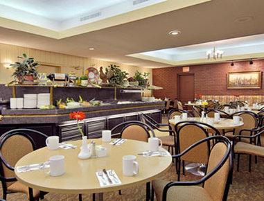 Hotel Ramada Plaza By Wyndham Downtown