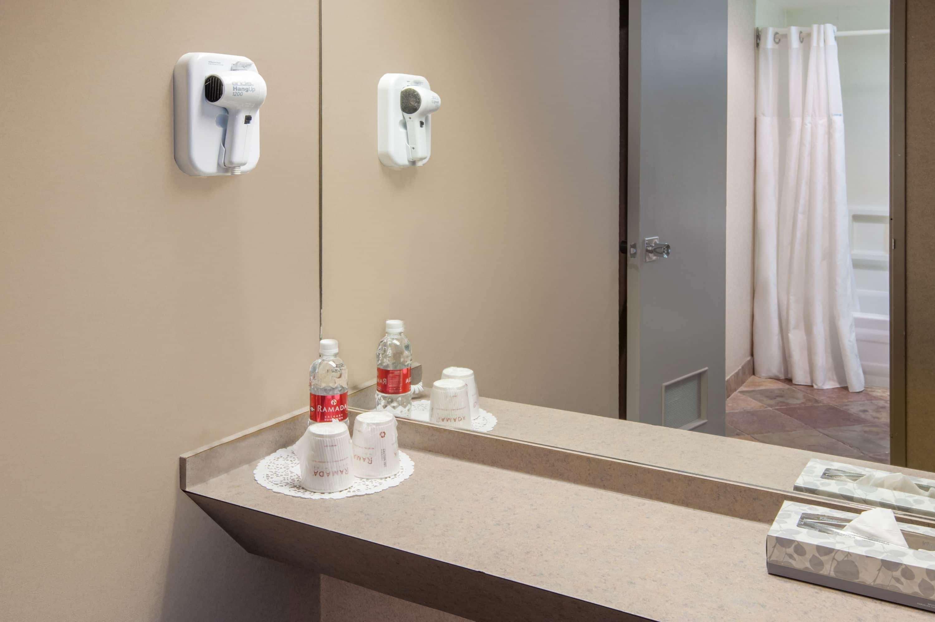 Ramada Plaza By Wyndham Downtown 3* Calgary